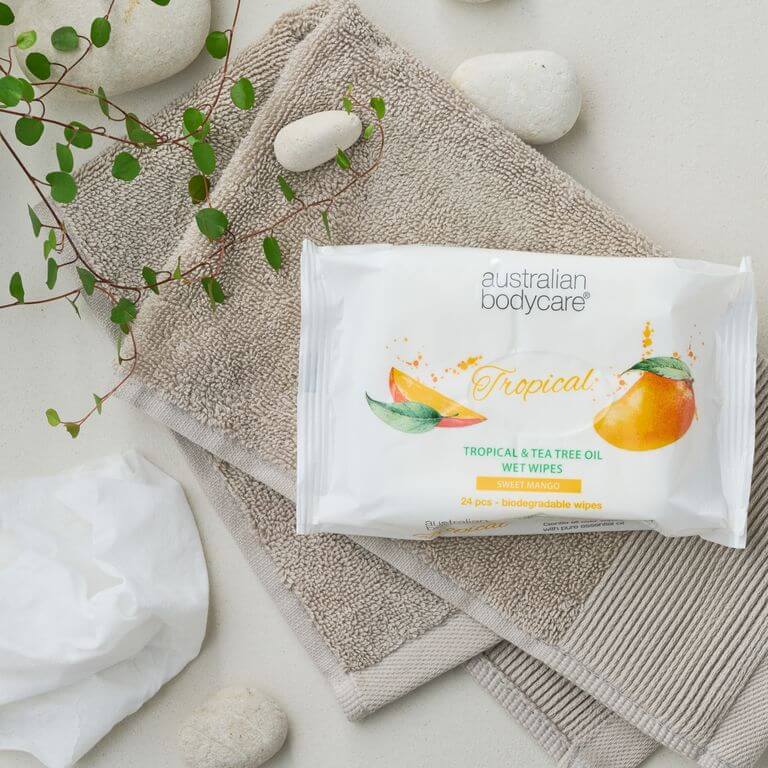 Adult wet wipes with Mango & Tea Tree Oil — For daily rinse of face and body