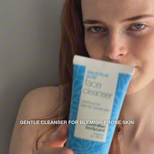 Salicylic Acid Cleanser for blemishes and pores — Salicylic Acid Face Wash purifies oily skin, removes blackheads, and refreshes the complexion. Contains Salicylic acid.