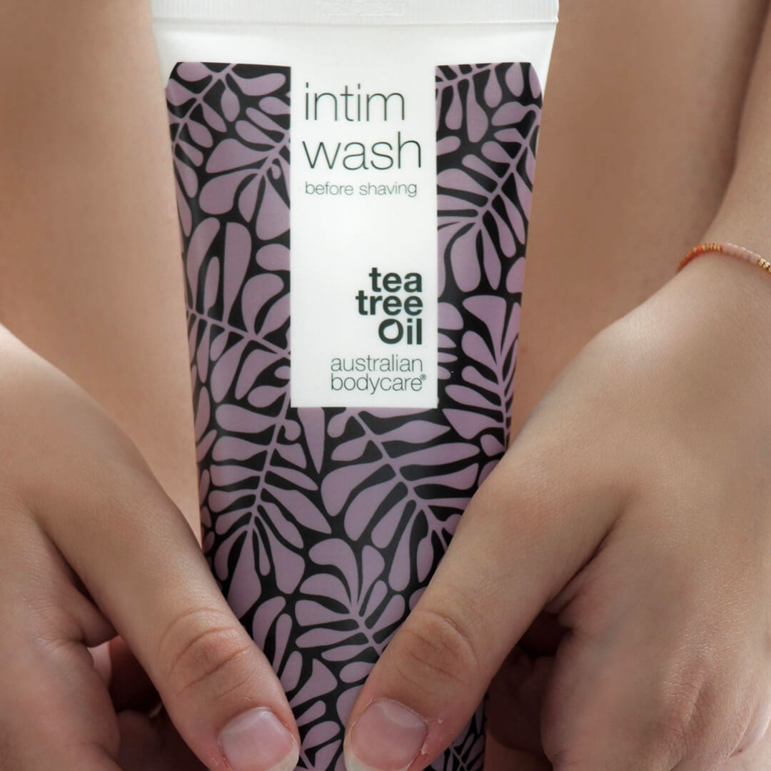 Intimate Wash for Odour and Itching — Daily intimate wash with natural ingredients to combat odour, itching, and irritation. Suitable for both men and women.