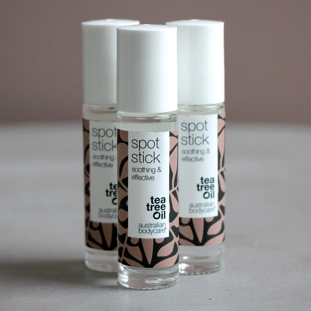 3x Tea Tree Oil spot stick for pimples and blackheads - effective towards pimples, impurities and blackheads.