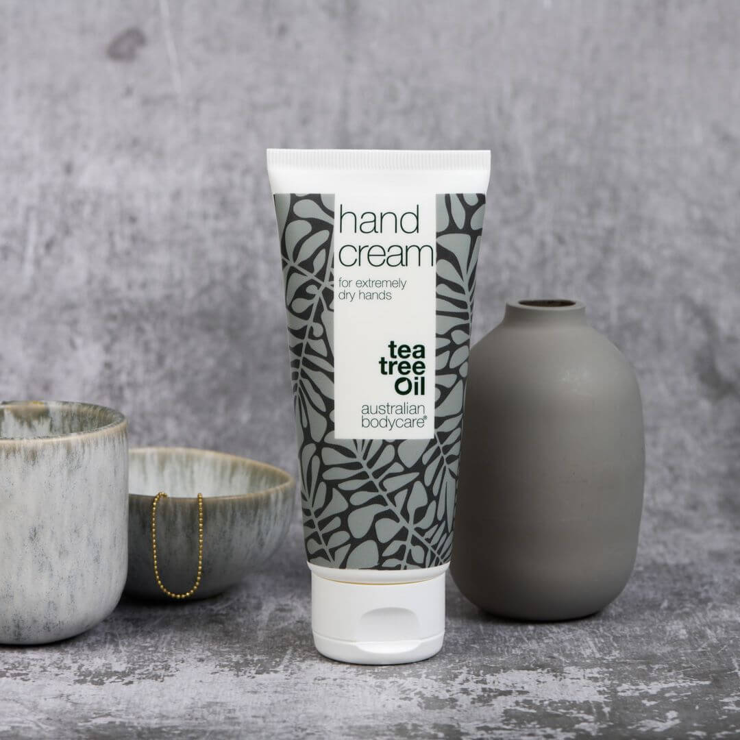 Tea Tree Hand cream for red and dry hands — Hand lotion for the daily care of cracked, itchy hands or with red skin